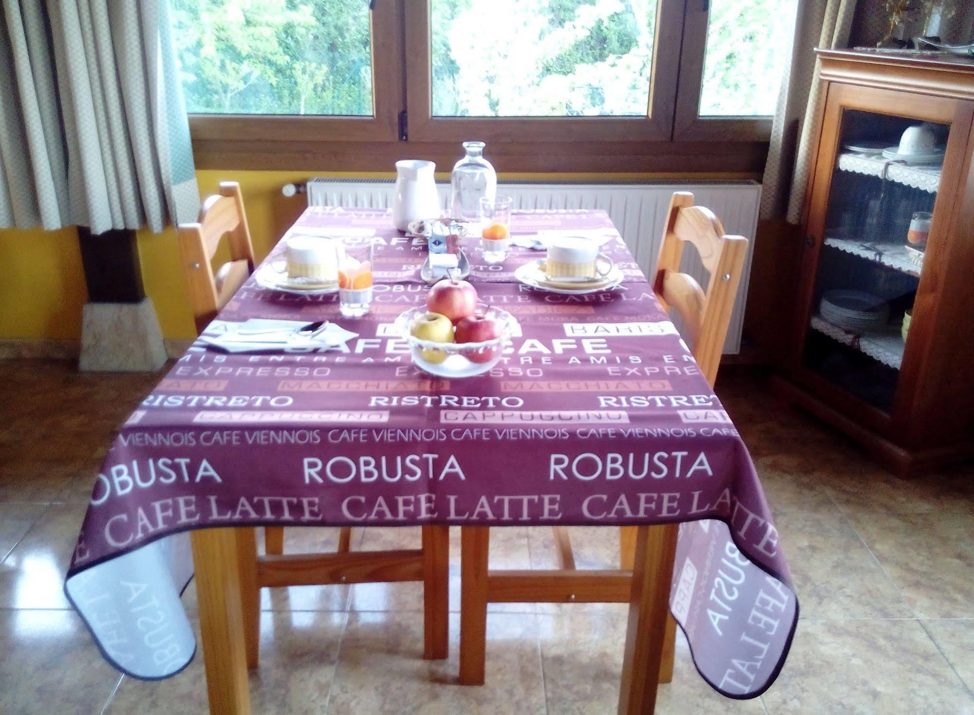 Pension Gure Ametsa Irun Exterior foto